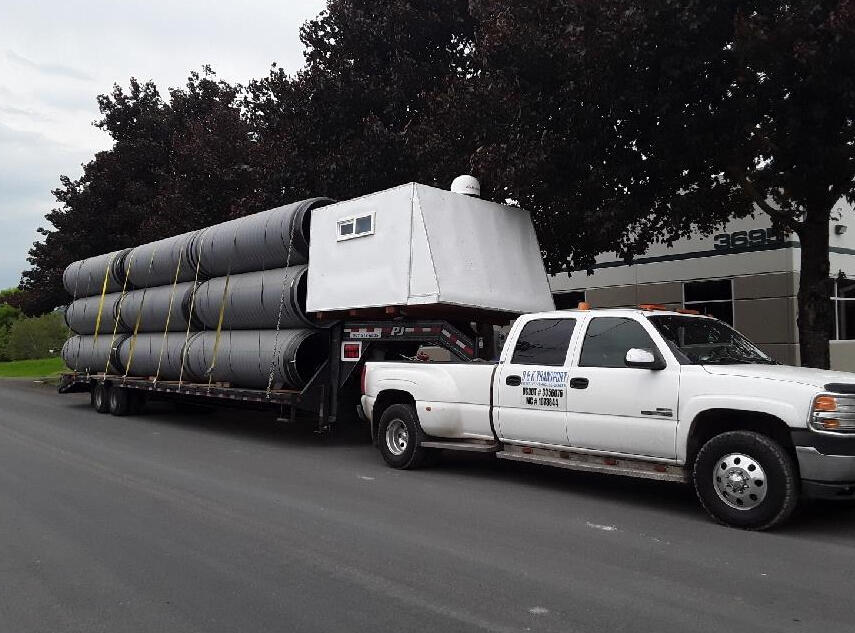 Photo of hot shot sleeper cab